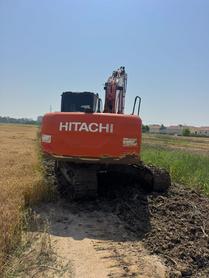 Buy Hitachi EX130 Used Excavator / 2 Buy Hitachi EX130 Used Excavator / 2