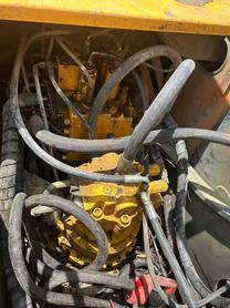 Buy Hyundai R215VS Used Excavator / 4 Buy Hyundai R215VS Used Excavator / 4