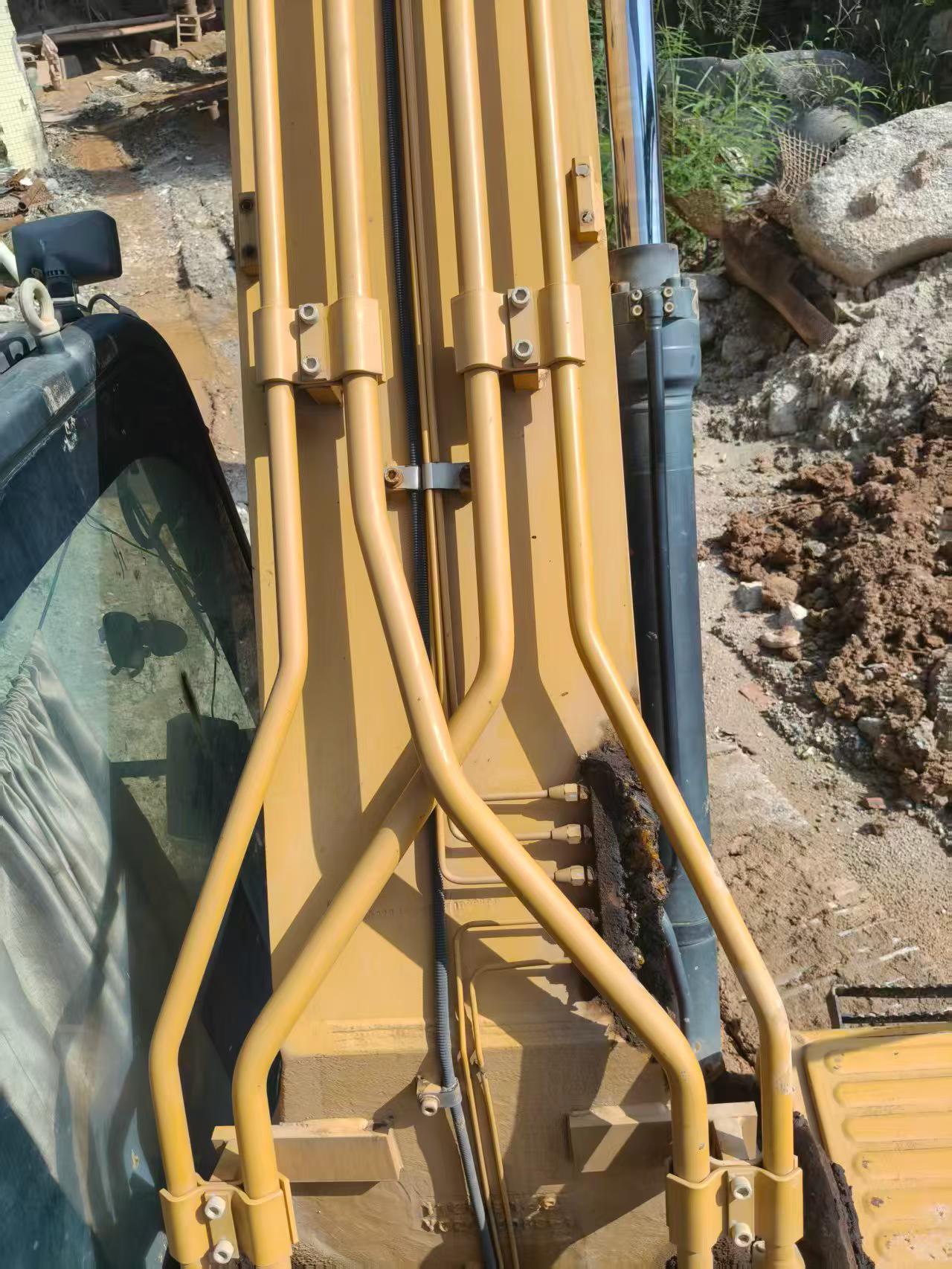 Buy Sany SY200C Used Excavator / 3 Buy Sany SY200C Used Excavator / 3