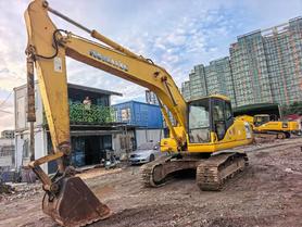 Buy Komatsu PC200-7 Used Excavator / 4 Buy Komatsu PC200-7 Used Excavator / 4