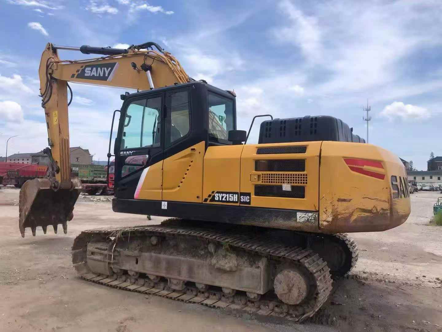 Buy Sany SY200C Used Excavator / 2