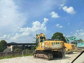 Buy Komatsu PC200-8 Used Excavator / 2 Buy Komatsu PC200-8 Used Excavator / 2