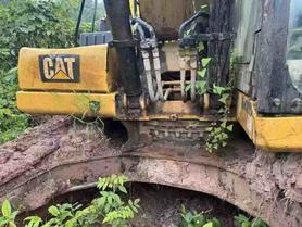 Buy Caterpillar 320A Used Excavator / 4 Buy Caterpillar 320A Used Excavator / 4