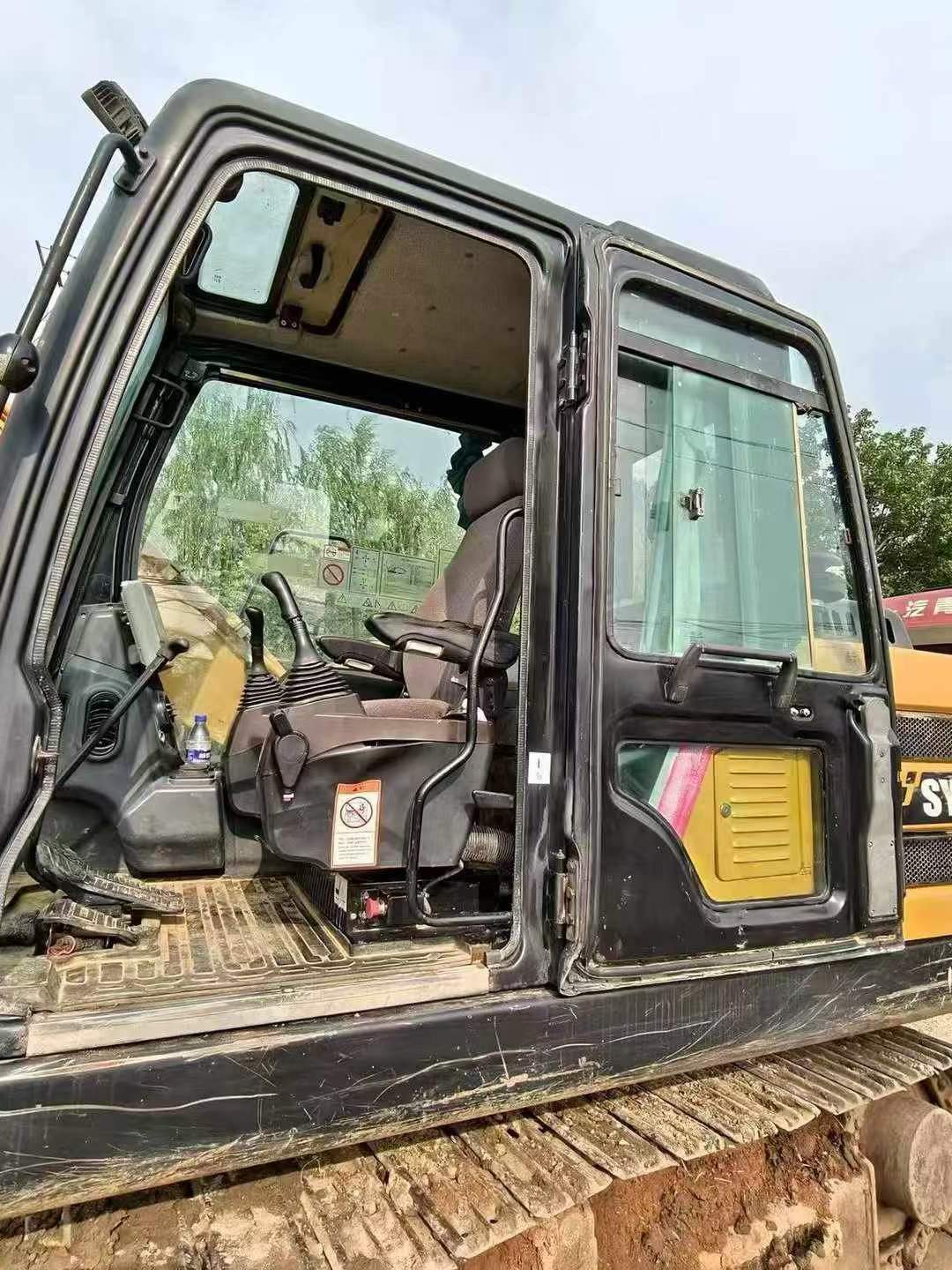 Buy Sany SY135 Used Excavator / 6