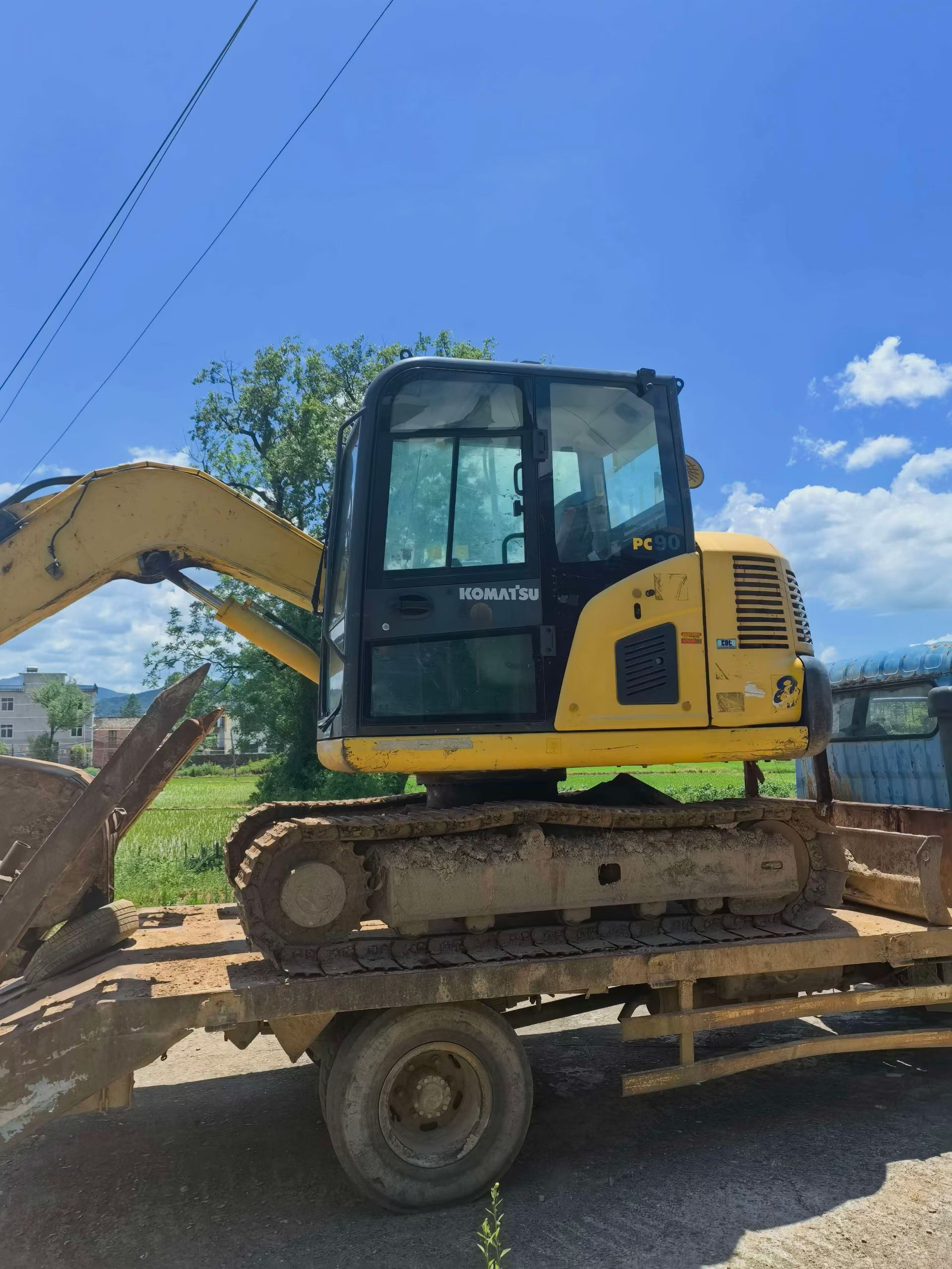 Buy Komatsu PC60-8 Used Excavator / 4