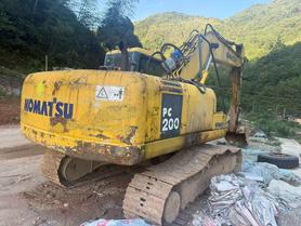 Buy Komatsu PC200-7 Used Excavator / 3 Buy Komatsu PC200-7 Used Excavator / 3