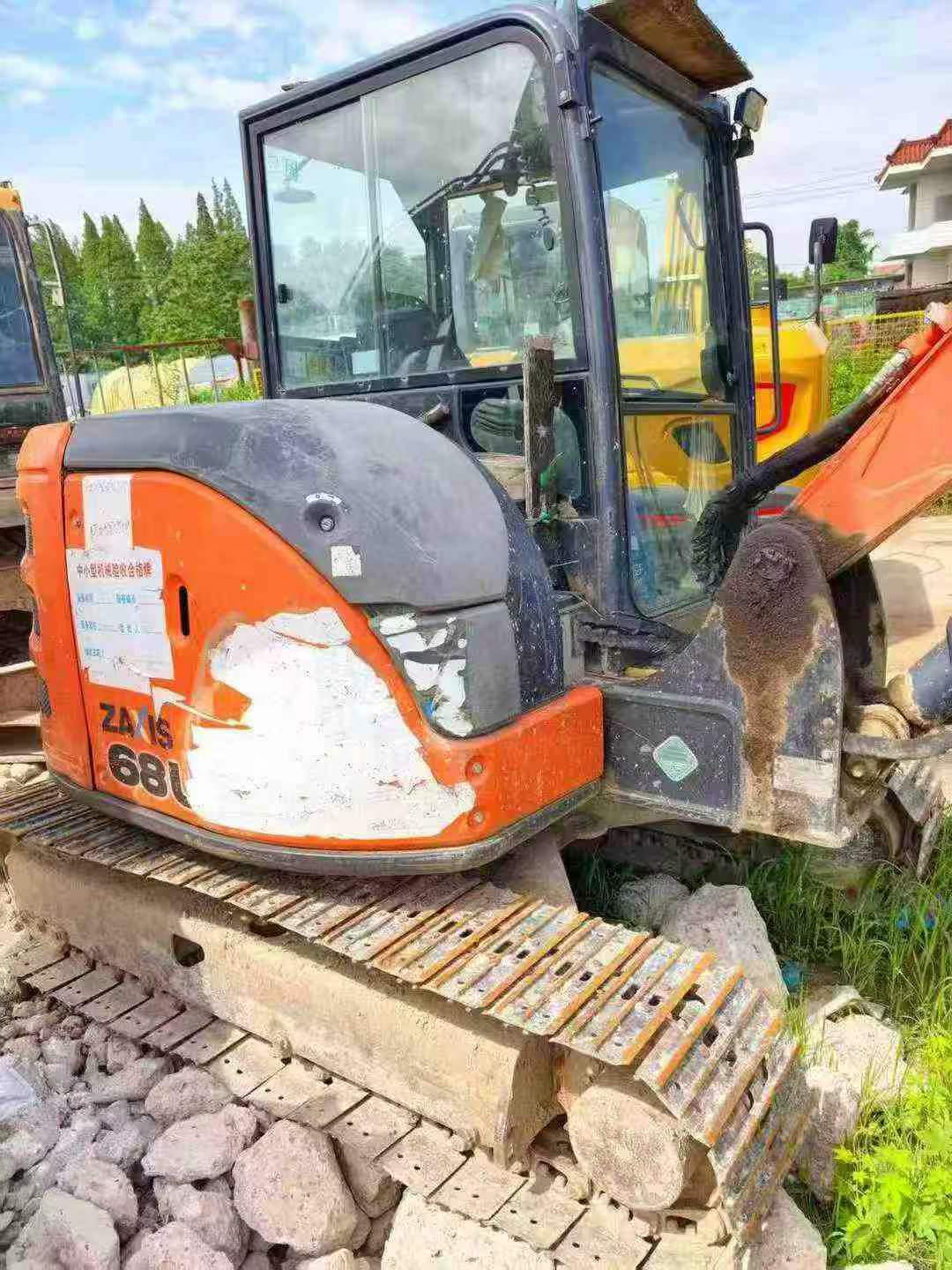 Buy Hitachi ZX68USR-5A Used Excavator / 2