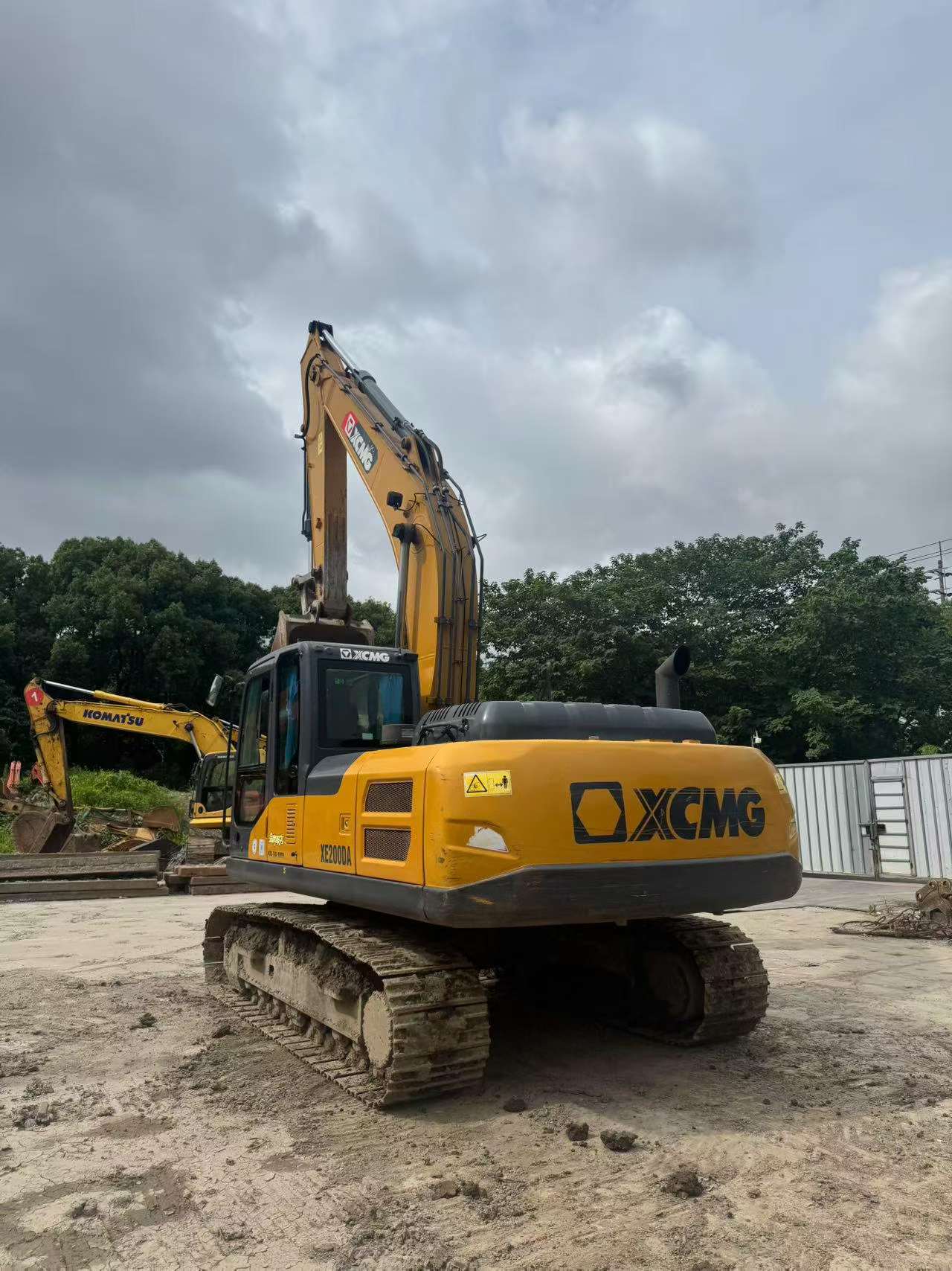 Buy XCMG XE200 Used Excavator / 4