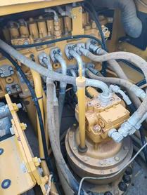 Buy Caterpillar 323 Used Excavator / 2 Buy Caterpillar 323 Used Excavator / 2