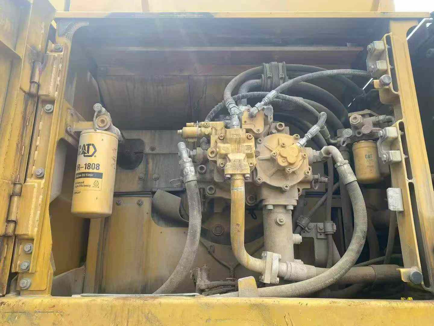 Buy Caterpillar 349E Used Excavator / 1