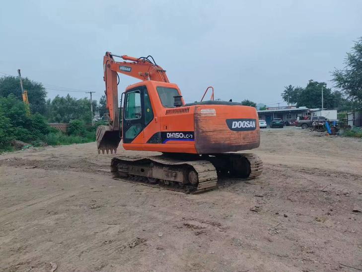 Buy Doosan DH150-7 Used Excavator / 1