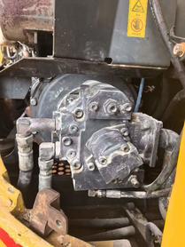Buy Sumitomo SH80-6 Used Excavator / 4 Buy Sumitomo SH80-6 Used Excavator / 4