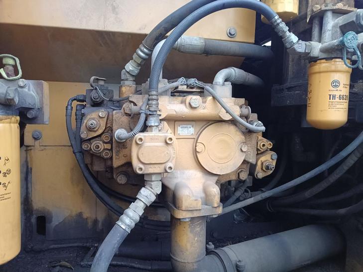 Buy Caterpillar 320D Used Excavator / 1