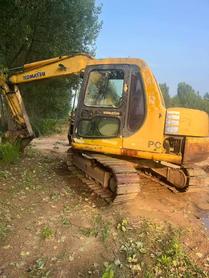 Buy Komatsu PC60-7 Used Excavator / 2 Buy Komatsu PC60-7 Used Excavator / 2