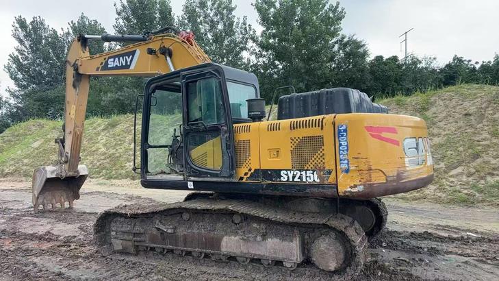 Buy Sany SY215C Used Excavator / 1