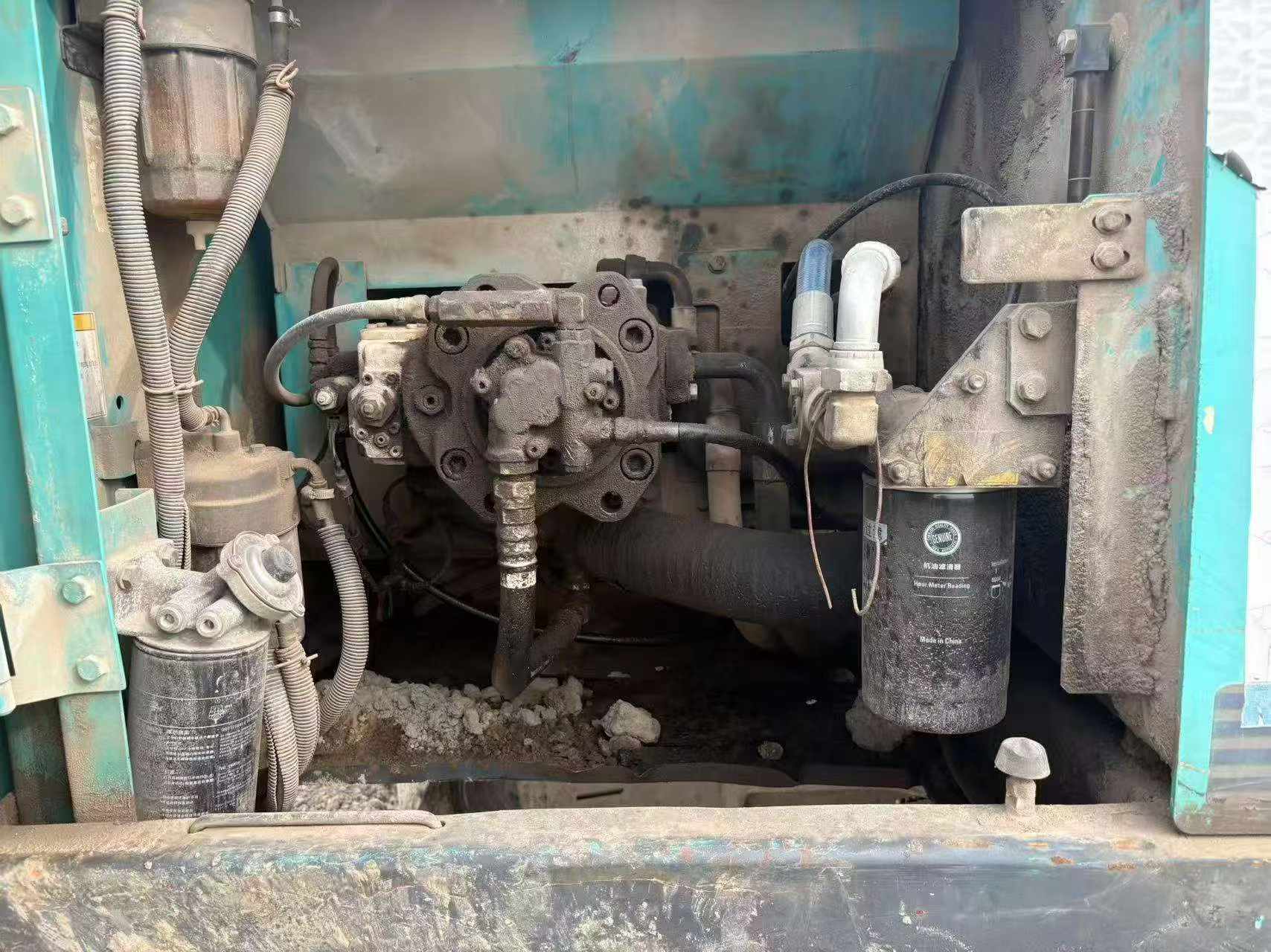 Buy Kobelco SK200-2 Used Excavator / 2 Buy Kobelco SK200-2 Used Excavator / 2