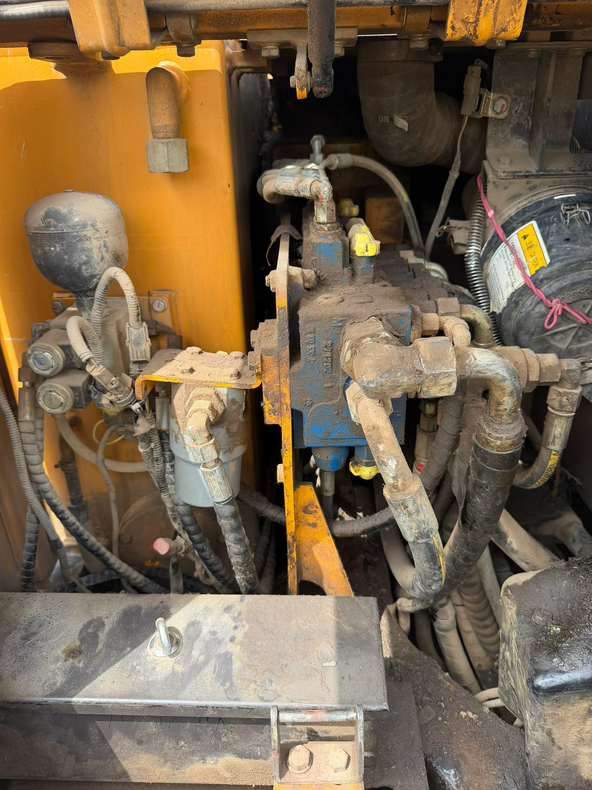 Buy Sany SY60 Used Excavator / 7 Buy Sany SY60 Used Excavator / 7