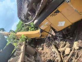 Buy Sany SY135 Used Excavator / 2 Buy Sany SY135 Used Excavator / 2
