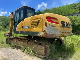 Buy Sany SY215C Used Excavator / 2 Buy Sany SY215C Used Excavator / 2