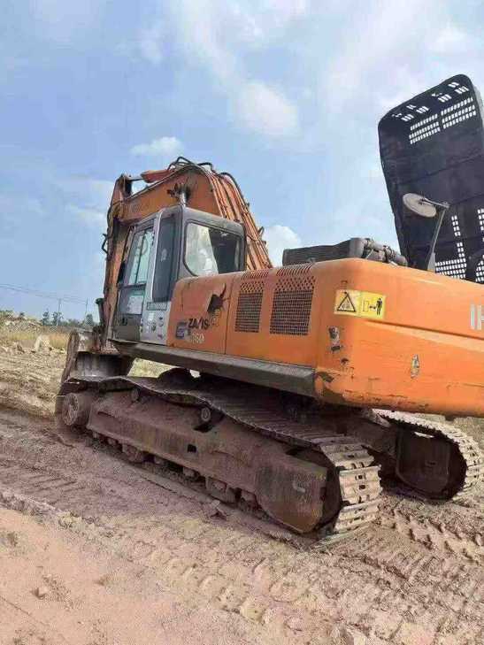Buy Hitachi ZX330-3G Used Excavator / 1