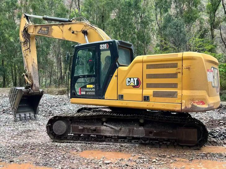 Buy Caterpillar 320A Used Excavator / 1