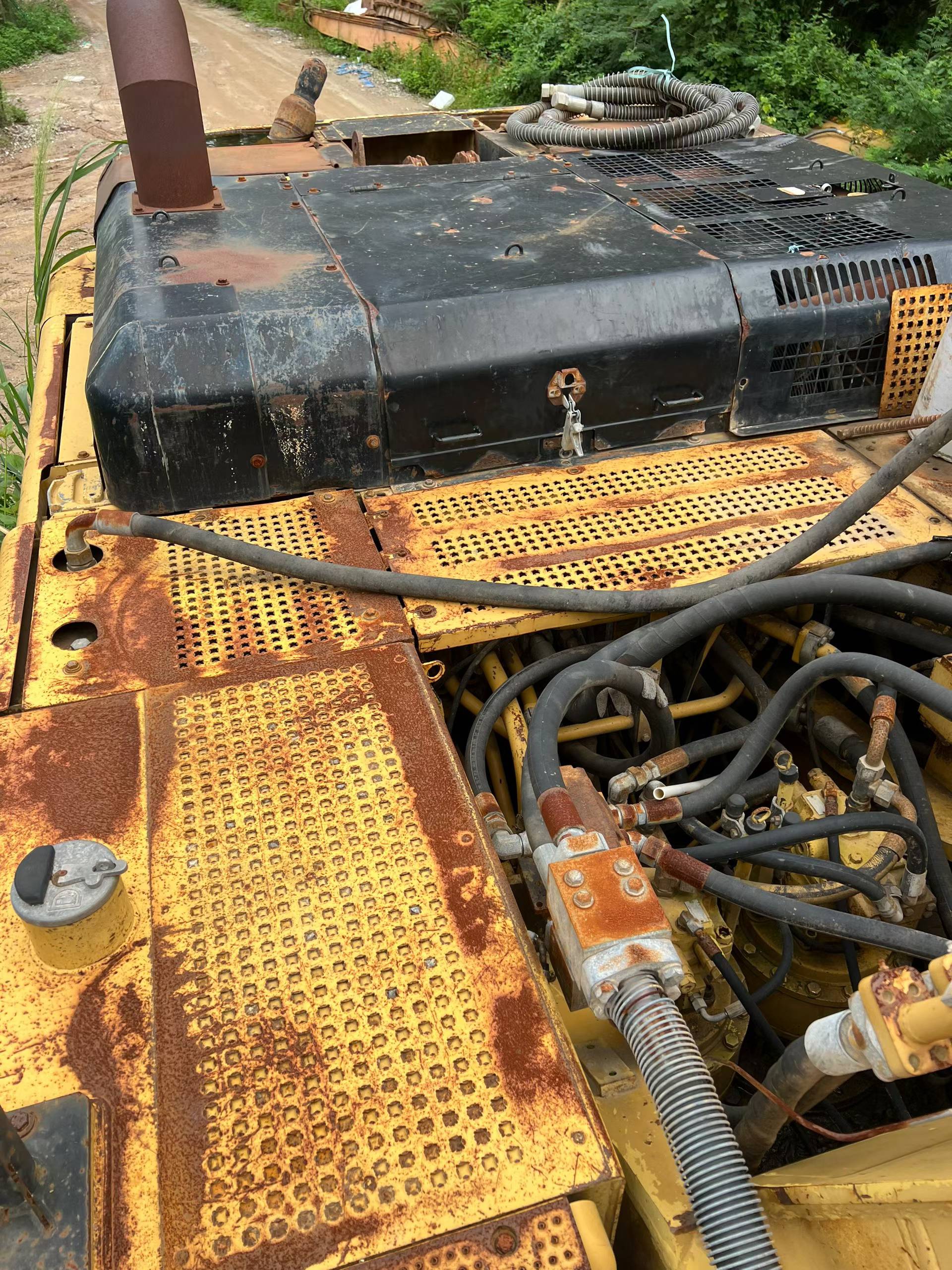 Buy Caterpillar 345B Used Excavator / 6 Buy Caterpillar 345B Used Excavator / 6