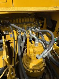 Buy Caterpillar 323 Used Excavator / 5 Buy Caterpillar 323 Used Excavator / 5