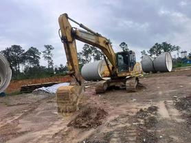 Buy Komatsu PC200-7 Used Excavator / 4 Buy Komatsu PC200-7 Used Excavator / 4