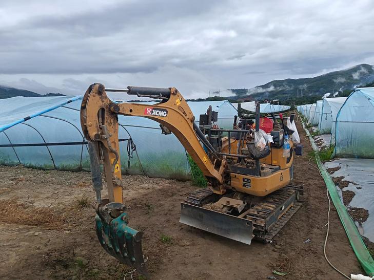 Buy XCMG Used Excavator / 1