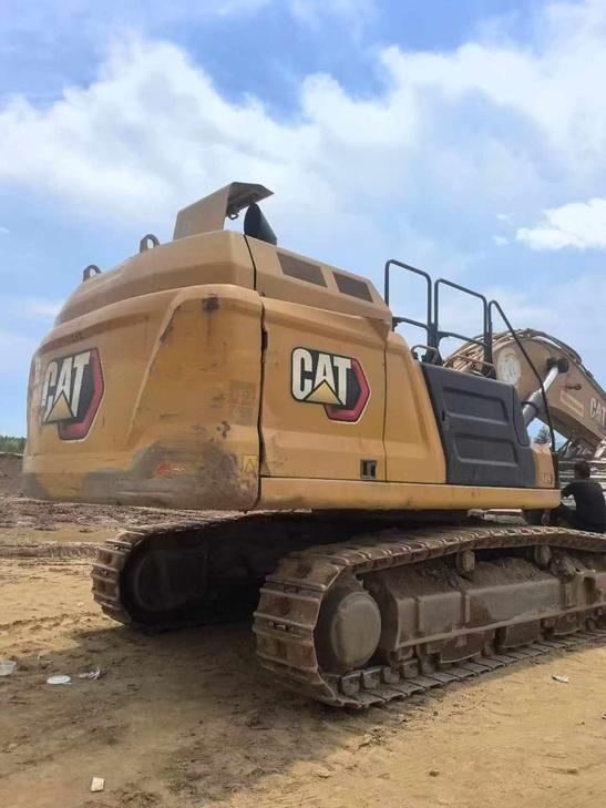 Buy Caterpillar 349E Used Excavator / 1