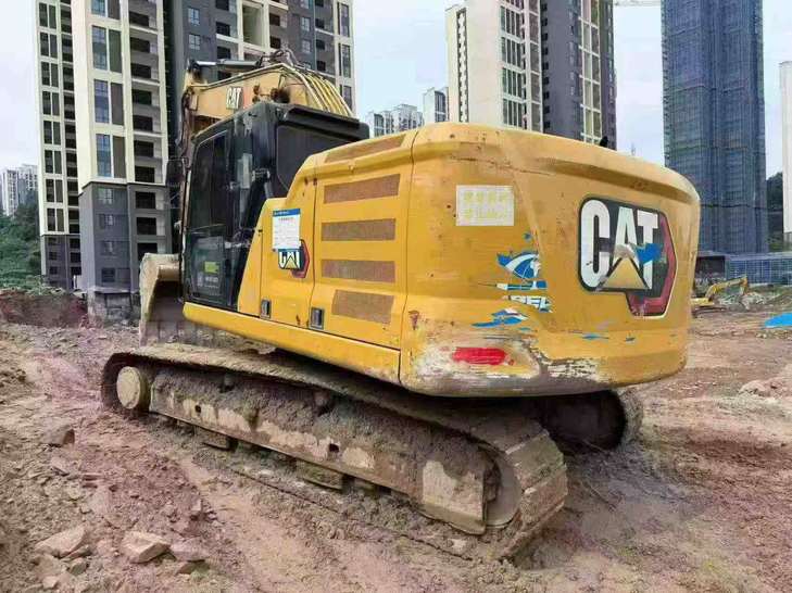 Buy Caterpillar 323 Used Excavator / 1