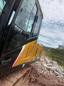 Buy Sany SY200C Used Excavator / 9 Buy Sany SY200C Used Excavator / 9