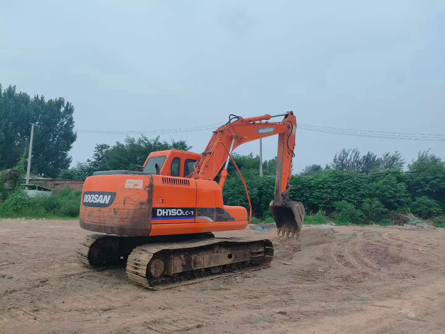 Buy Doosan DH150-7 Used Excavator / 3 Buy Doosan DH150-7 Used Excavator / 3