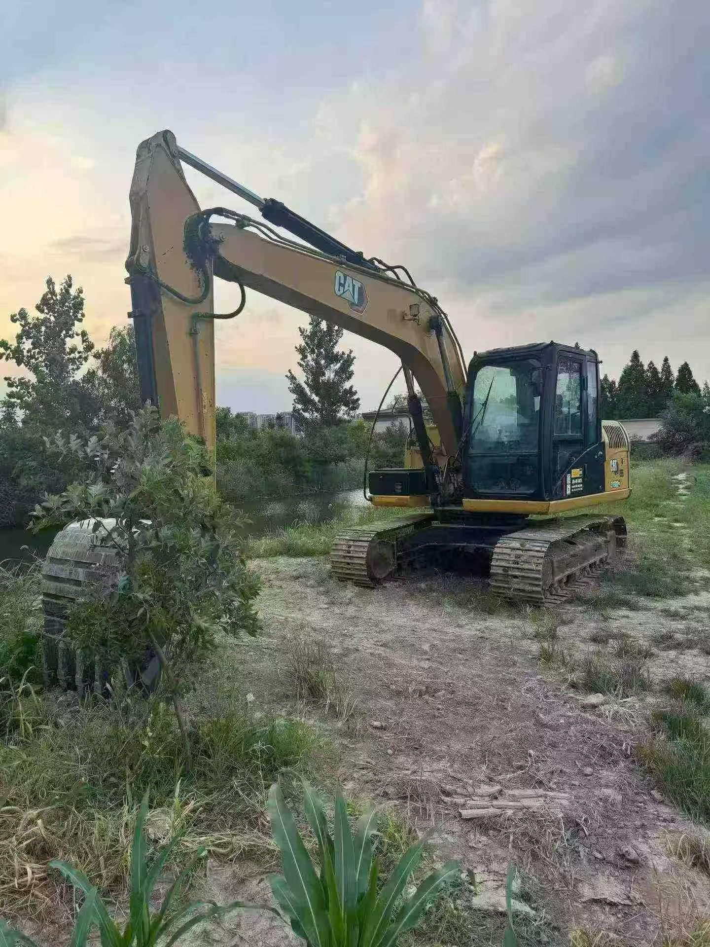 Buy Caterpillar 313D Used Excavator / 2 Buy Caterpillar 313D Used Excavator / 2
