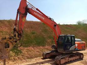 Buy Hitachi ZH200-5A Used Excavator / 2 Buy Hitachi ZH200-5A Used Excavator / 2