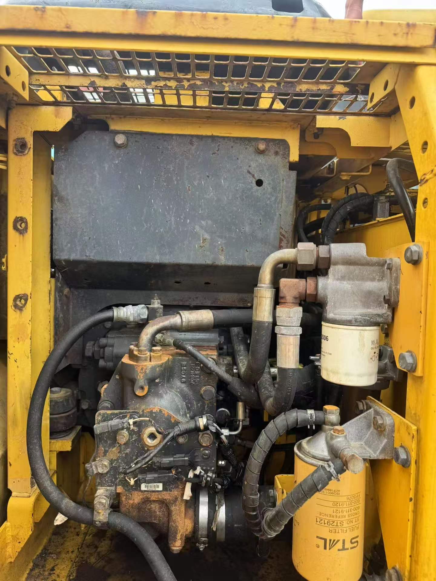 Buy Komatsu PC110-7 Used Excavator / 7 Buy Komatsu PC110-7 Used Excavator / 7