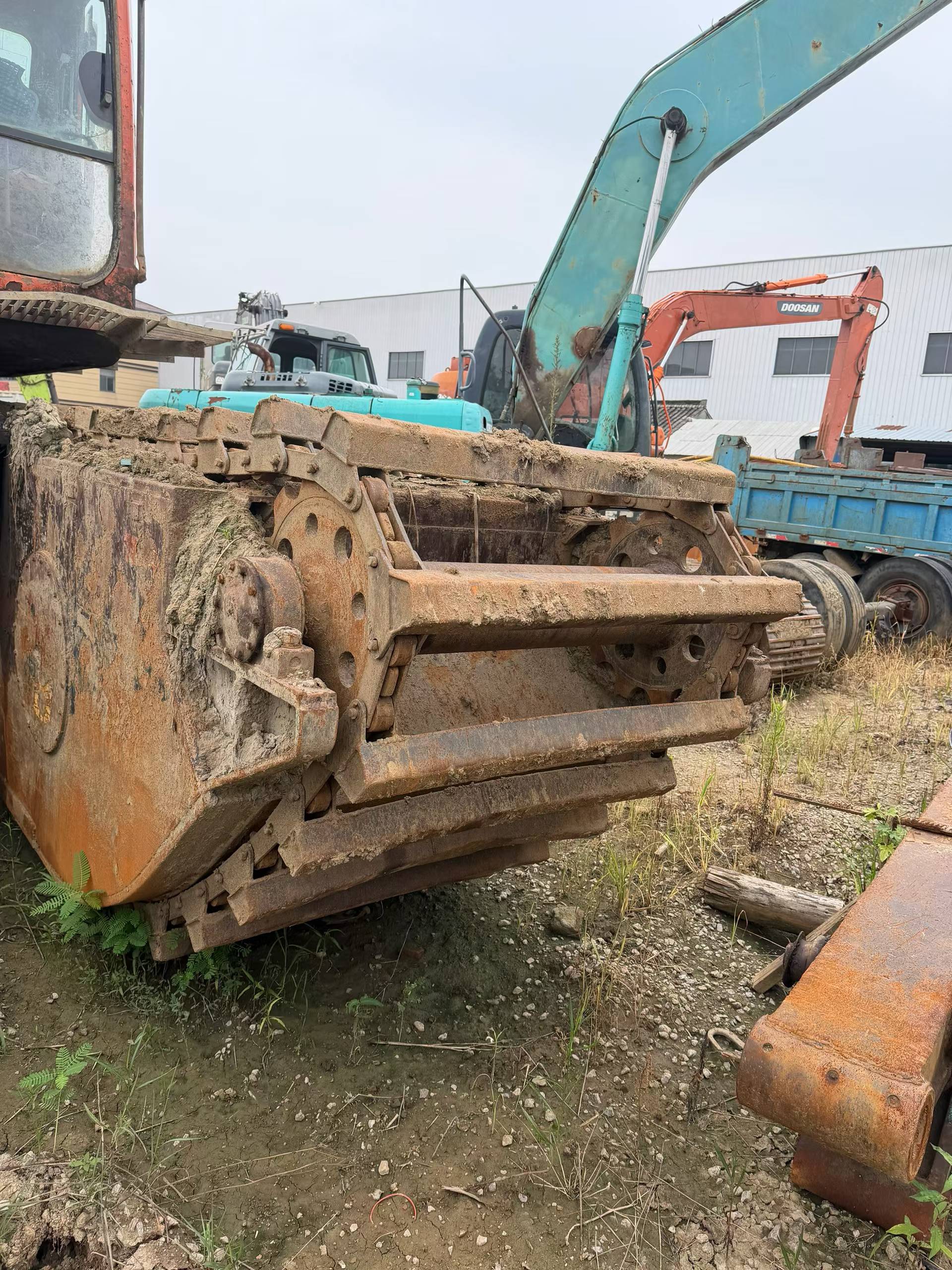 Buy Doosan DH220 Used Excavator / 7 Buy Doosan DH220 Used Excavator / 7