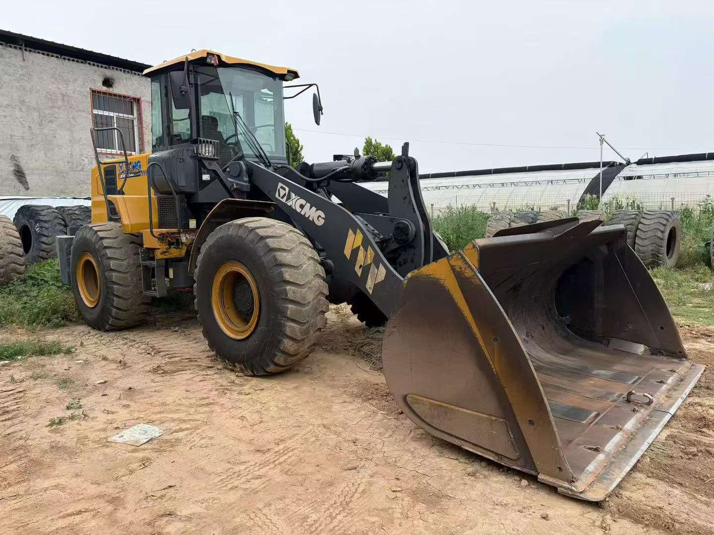 Buy XCMG LW500HV Used Loader / 2 Buy XCMG LW500HV Used Loader / 2