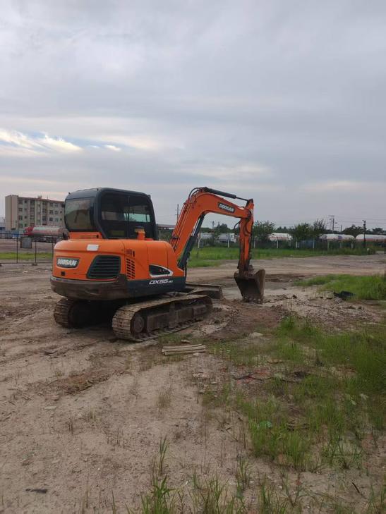 Buy Doosan DH55 Used Excavator / 1