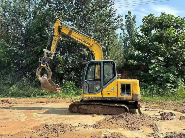 Buy Caterpillar CT85 Used Excavator / 1
