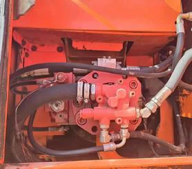 Buy Doosan DH150-7 Used Excavator / 5 Buy Doosan DH150-7 Used Excavator / 5