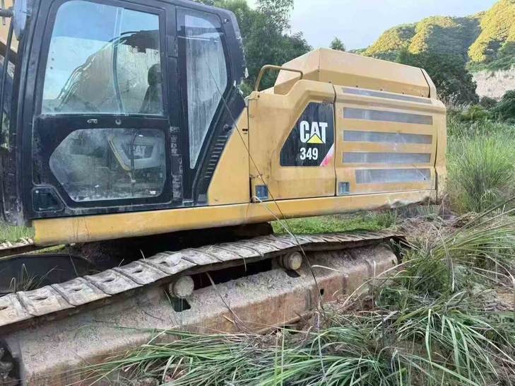 Buy Caterpillar 349E Used Excavator / 1
