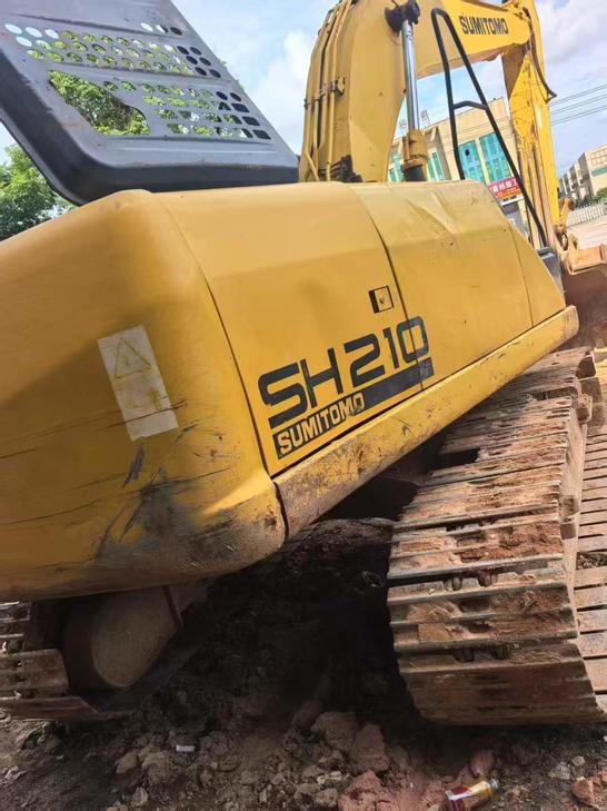 Buy Sumitomo SH210A5 Used Excavator / 1