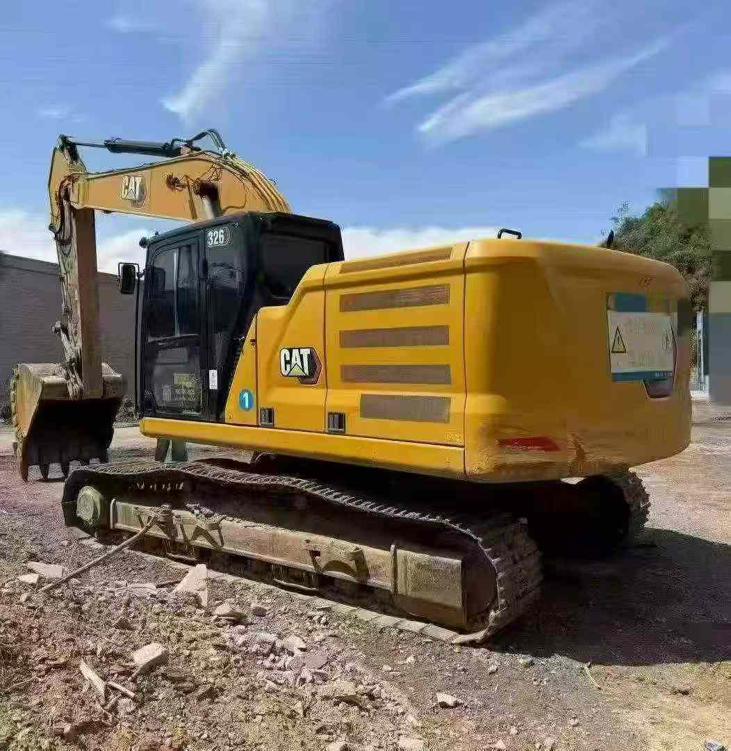 Buy Caterpillar 326DL Used Excavator / 1