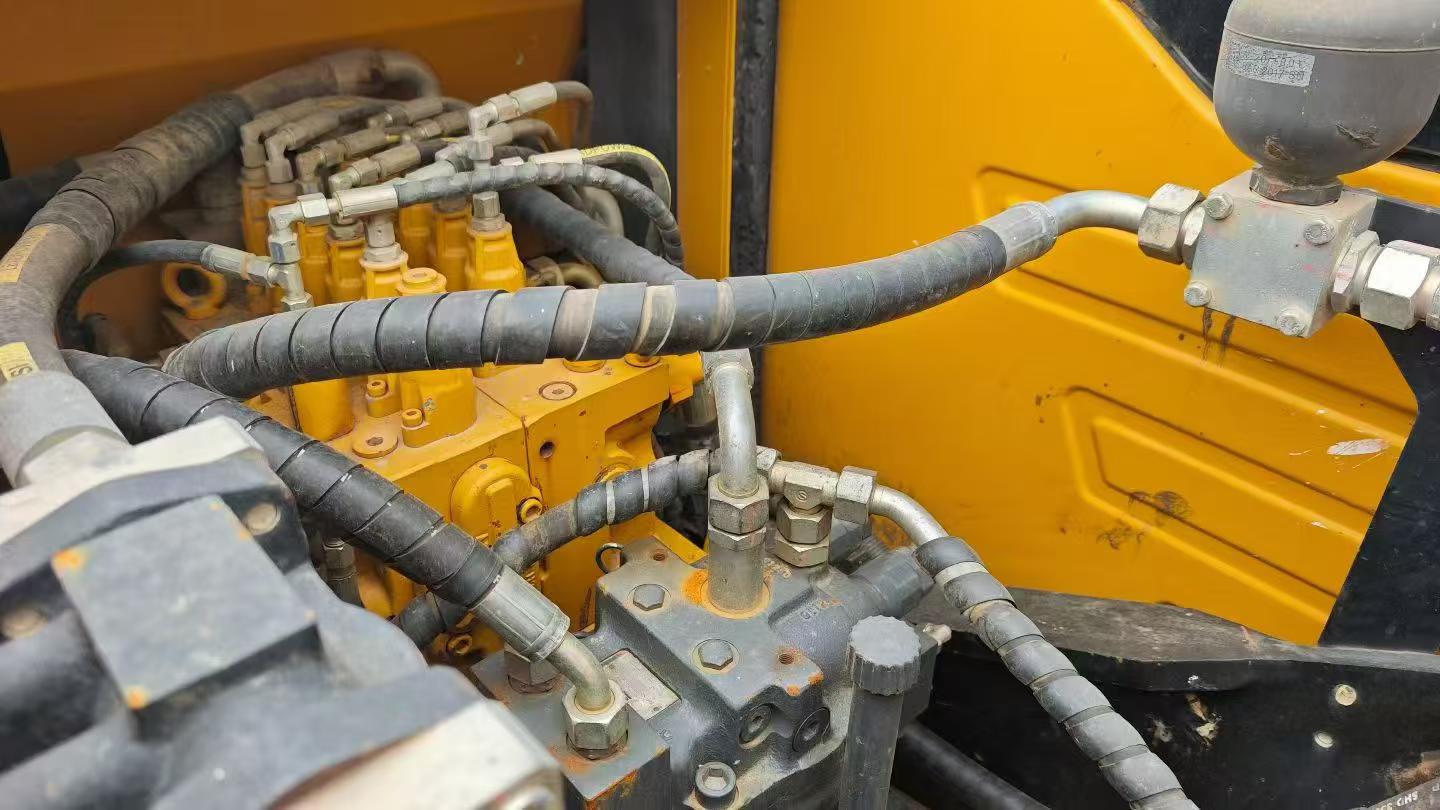 Buy Sany SY135 Used Excavator / 9 Buy Sany SY135 Used Excavator / 9