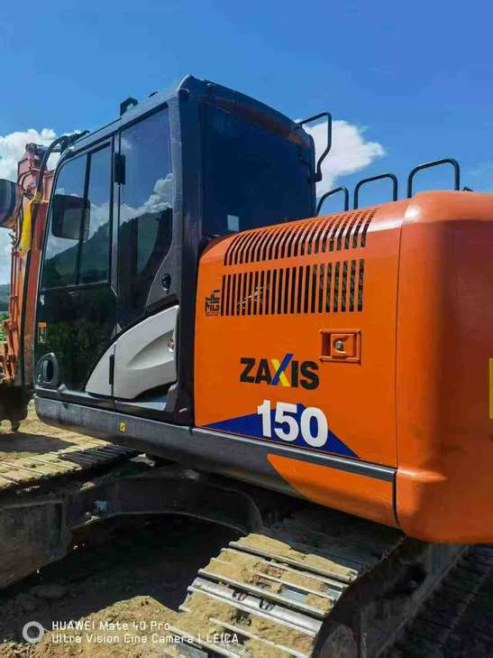 Buy Hitachi EX130H-5 Used Excavator / 1