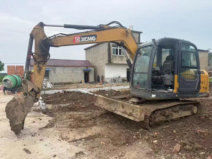 Buy XCMG Used Excavator / 1