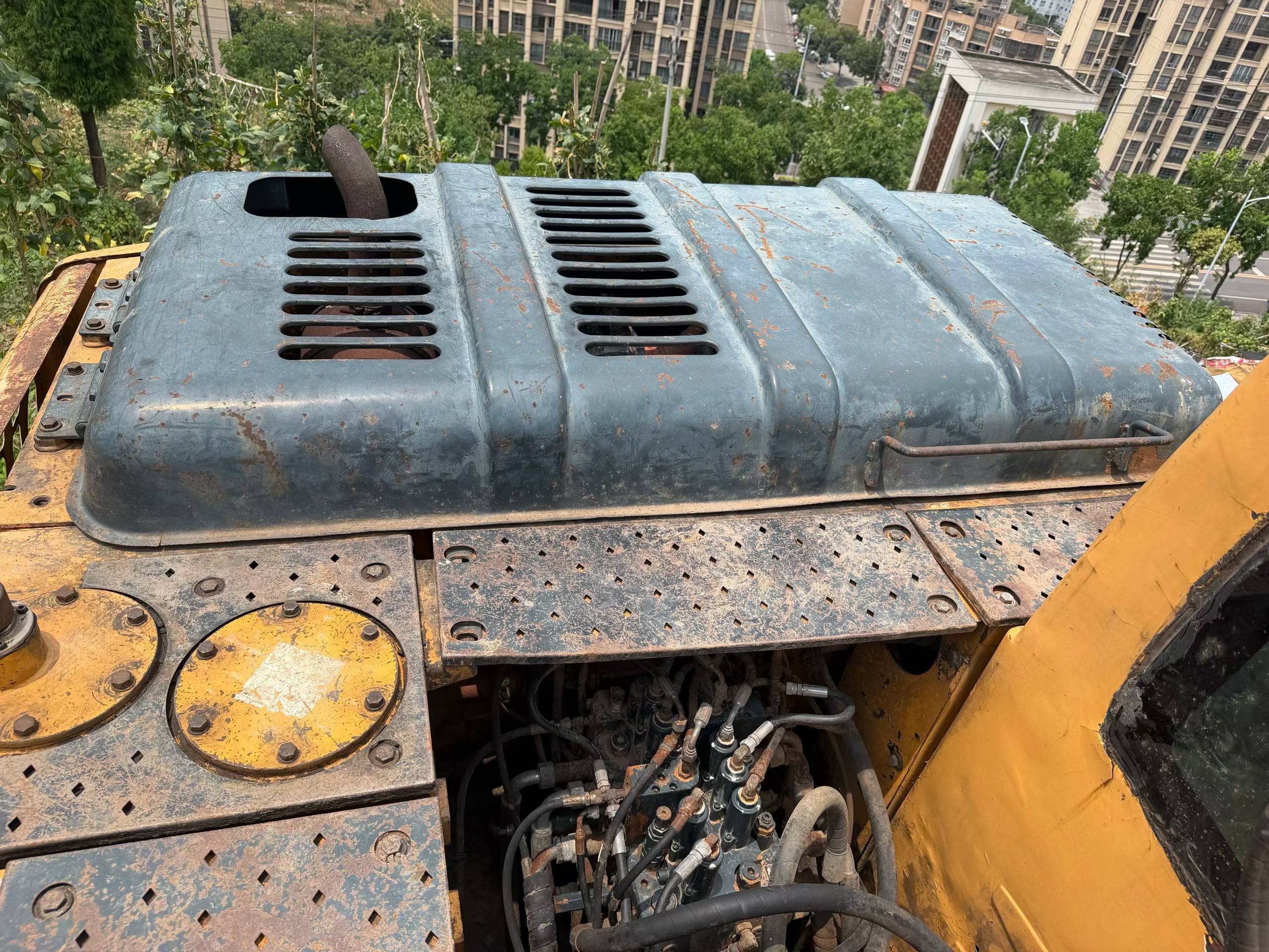 Buy Hyundai R150-7 Used Excavator / 4 Buy Hyundai R150-7 Used Excavator / 4