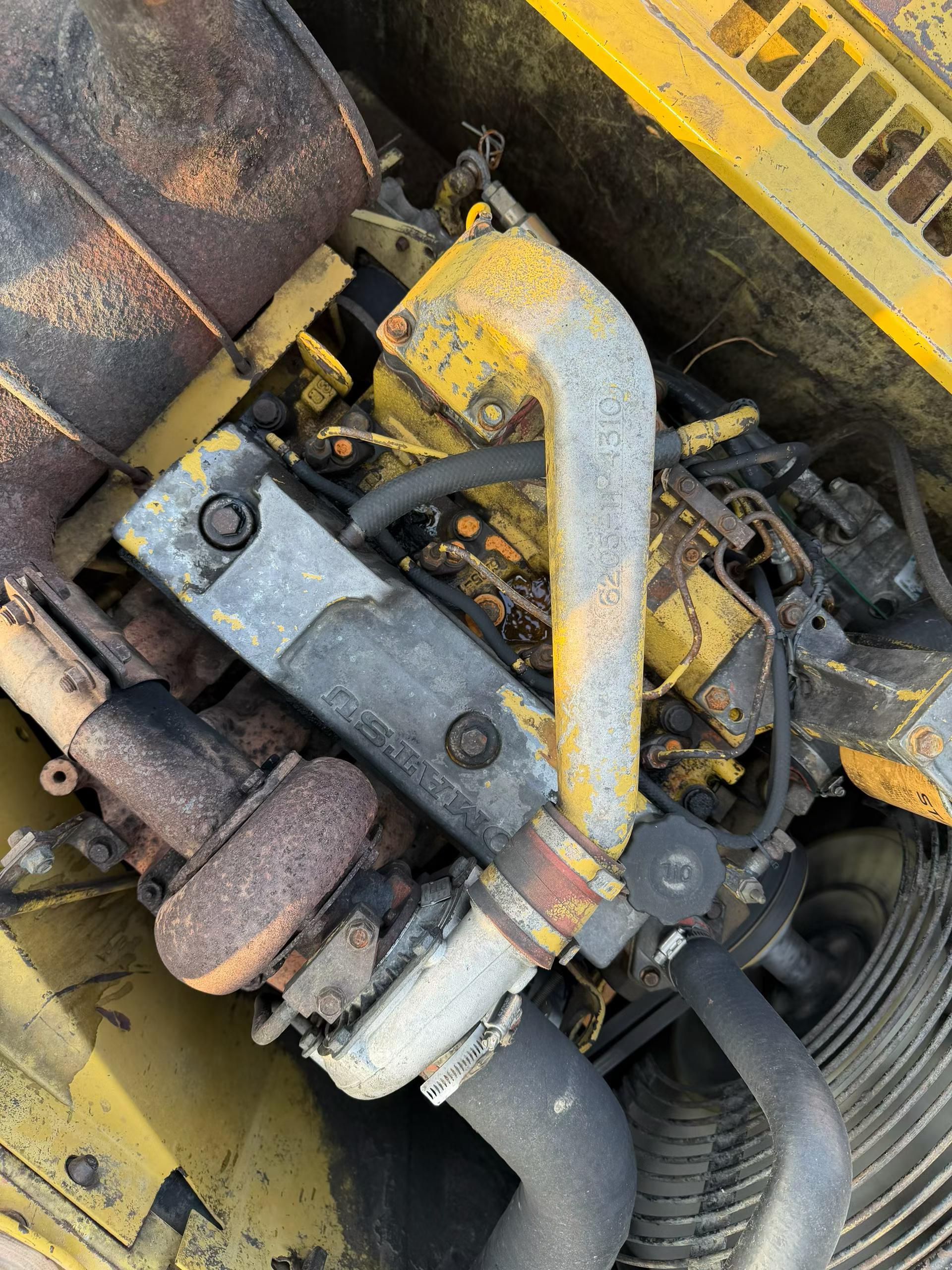 Buy Komatsu PC120-6 Used Excavator / 6 Buy Komatsu PC120-6 Used Excavator / 6