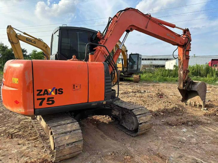 Buy Hitachi ZX70-3 Used Excavator / 1